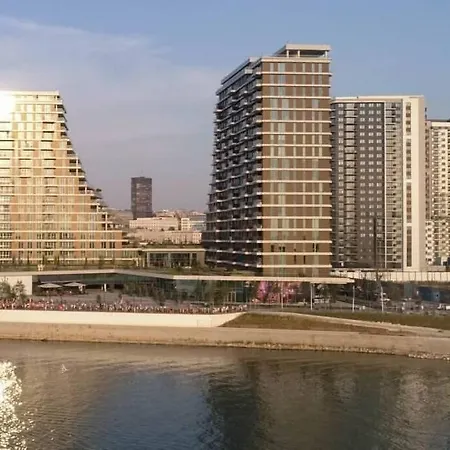 Promenada Waterfront Apartamento Belgrado